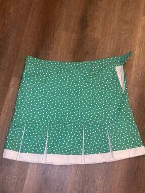 Daily Sports Green Polka Dot Pleated Golf Skort